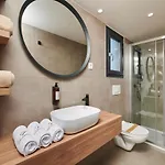 San Servolo Wellness Homes 5* ブイェ