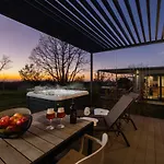 San Servolo Wellness Homes 5* ブイェ