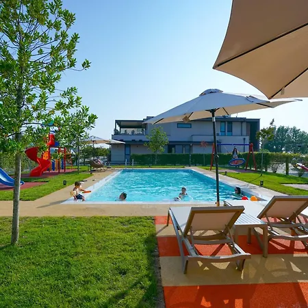 San Servolo Wellness Homes Feriepark 5*